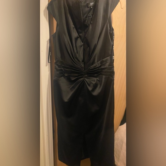 Tadashi Shoji Dresses & Skirts - Tadashi Shoji Strapless Black Satin Ruched Cocktail Dress size 12